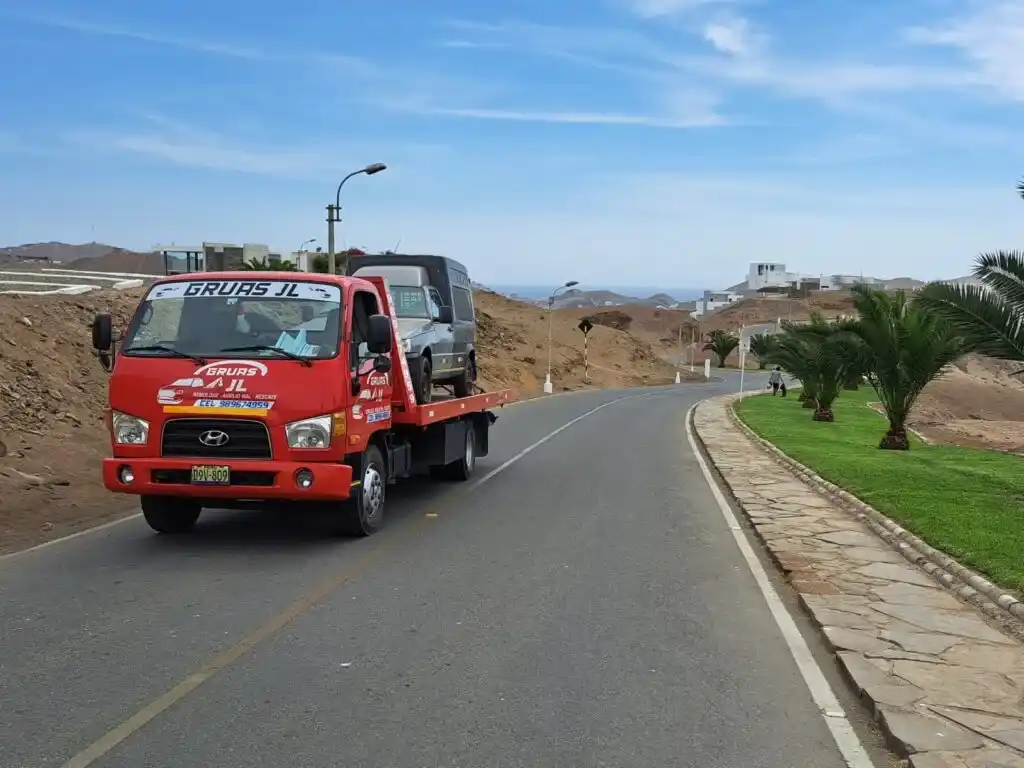 GRUAS EN LIMA 